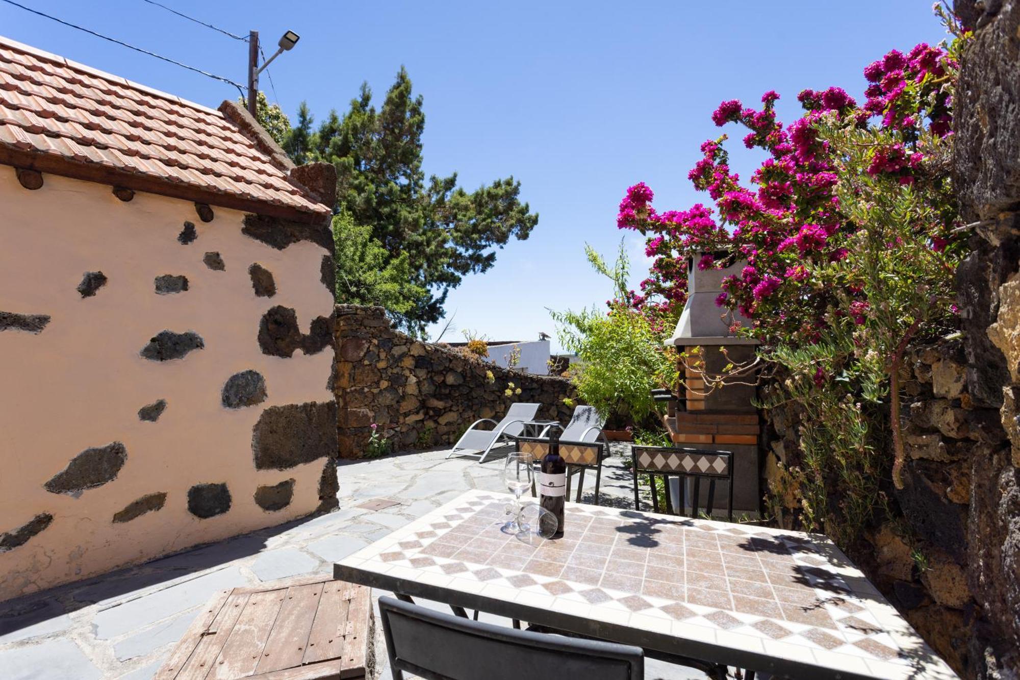 Stunning Rustic House El Pinar & Wifi Guest House Luaran gambar
